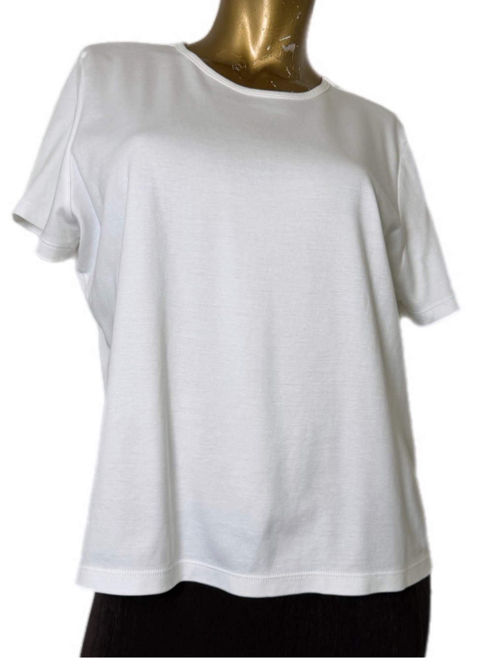 L.L.Bean White Supima Cotton Short Sleeve Crewneck Tee Petite XL mads in Peru